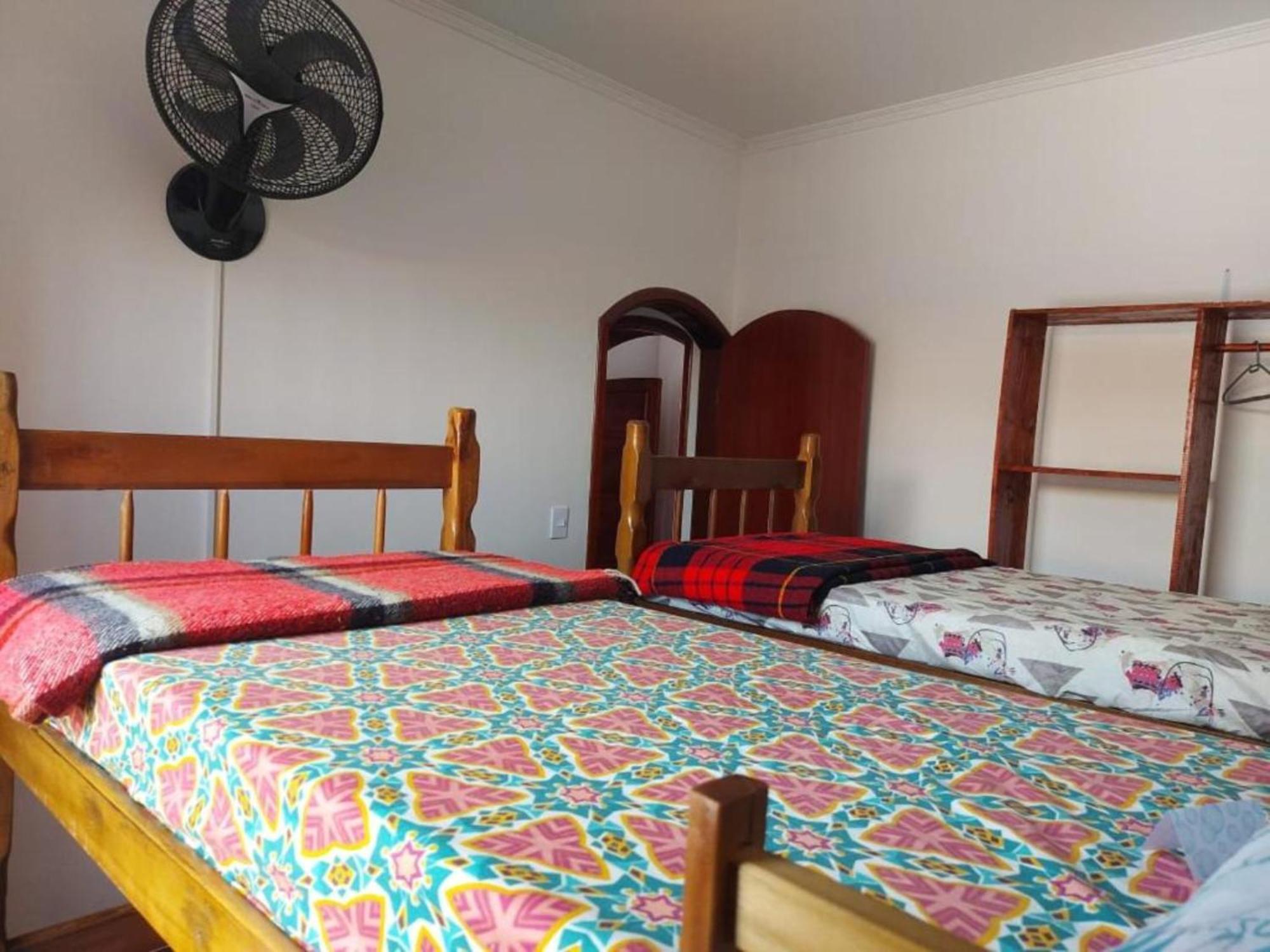 Casa Rosa De Peruibe - Casa De Temporada 3 Dormitorios, 10 Hospedes, Piscina, Wi-Fi, Netflix, 800 Metros Da Praia Dış mekan fotoğraf