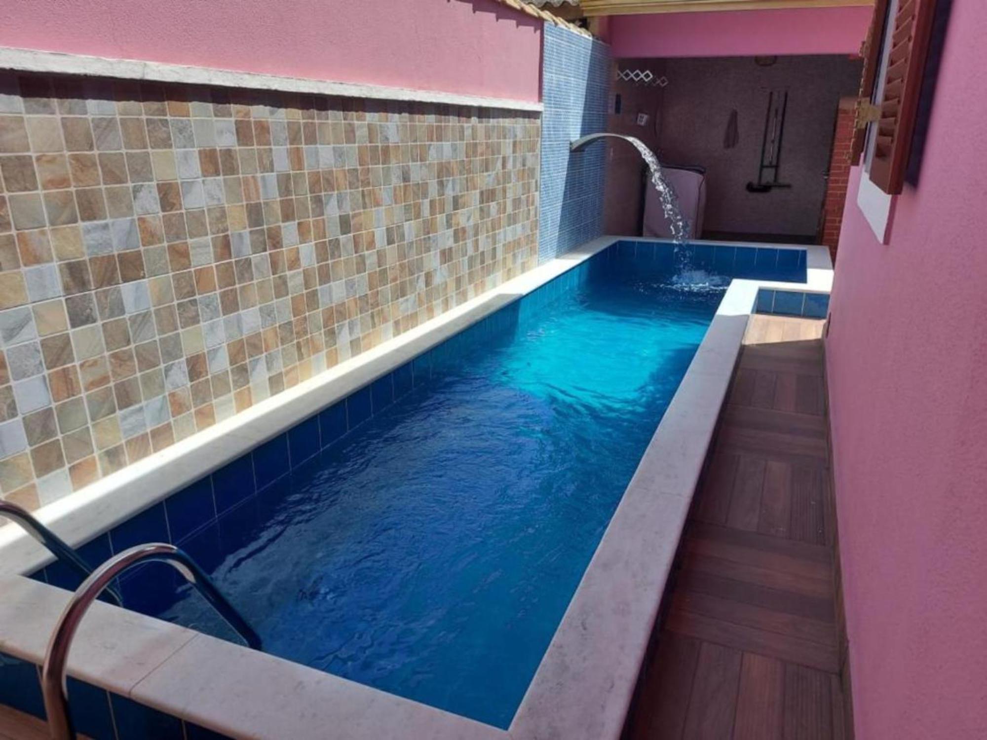 Casa Rosa De Peruibe - Casa De Temporada 3 Dormitorios, 10 Hospedes, Piscina, Wi-Fi, Netflix, 800 Metros Da Praia Dış mekan fotoğraf