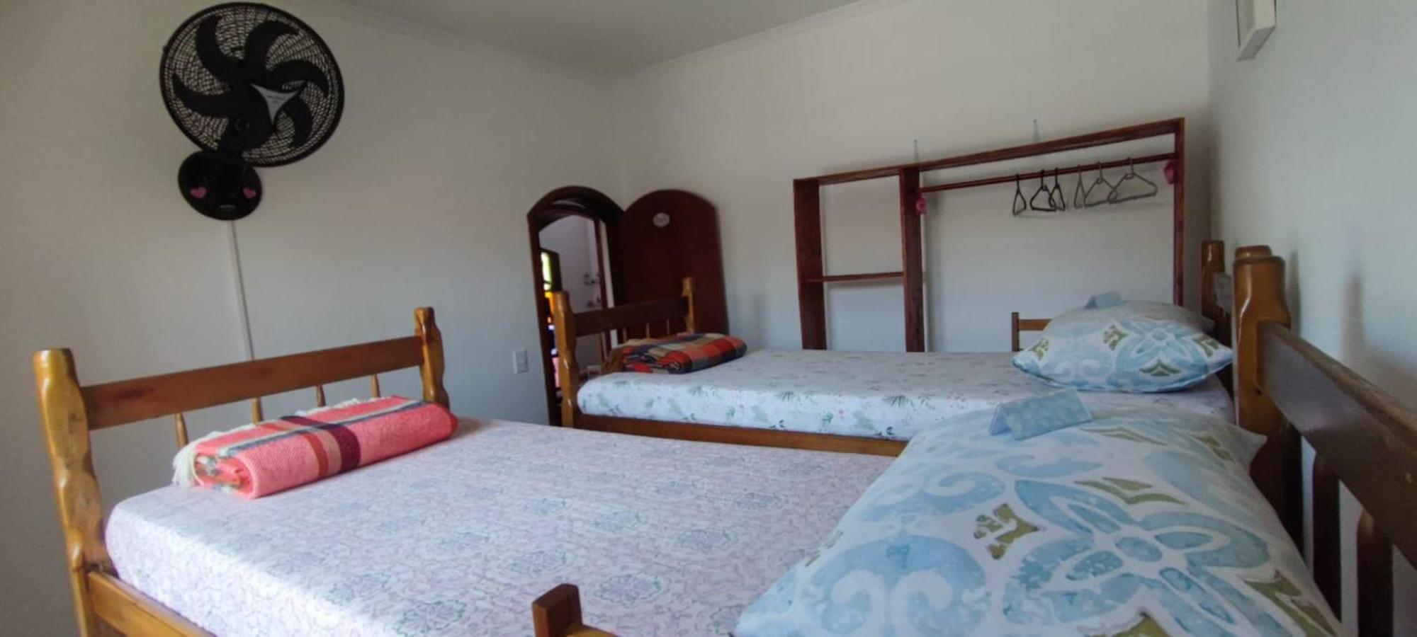 Casa Rosa De Peruibe - Casa De Temporada 3 Dormitorios, 10 Hospedes, Piscina, Wi-Fi, Netflix, 800 Metros Da Praia Dış mekan fotoğraf